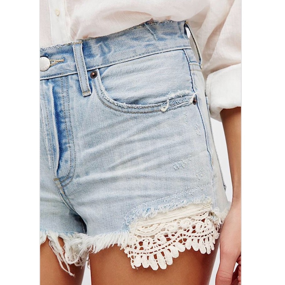Free People We The Free Daisy Chain Denim Short